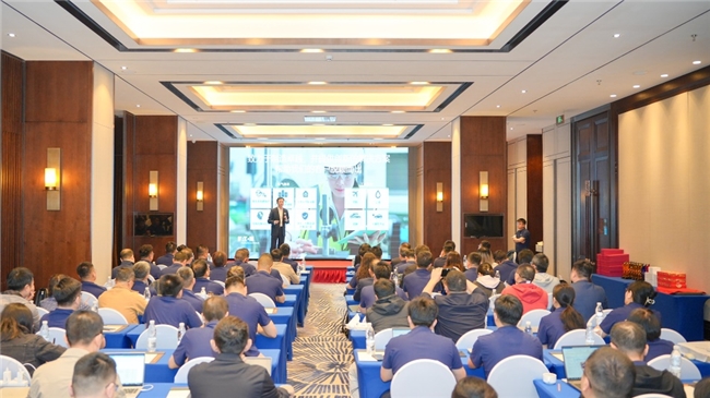 Bussmann2024渠道伙伴大会圆满举办创新驱动共赢能源转型、电气化新赛道(图1)