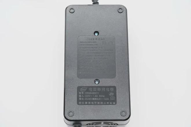 最新8款电动自行车新国标接口充电器盘点(图14)