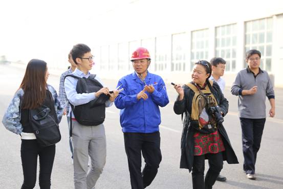 【大国工匠】工地的明灯:自学成才的装配大师(图2)