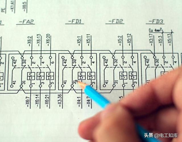 二次设备和二次回路(图1)