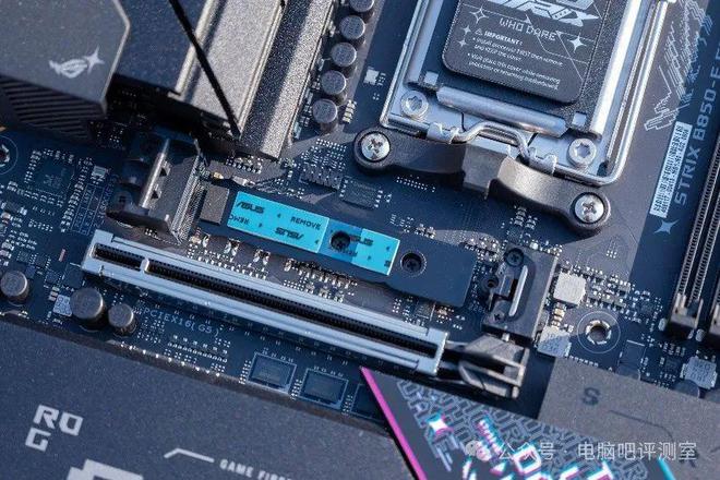 锐龙9000新座驾——华硕ROGStrixB850-E开箱体验(图5)