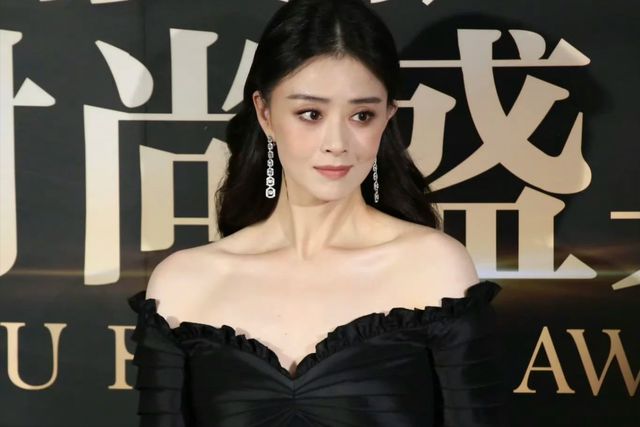 看到42岁蒋欣和28李耕耘的生图方才明白何为“顶级自律”！(图3)