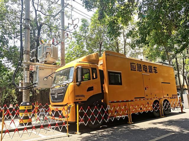 四川首套标准化应急电源快接配电箱投用：复电缩短至10分钟内(图1)