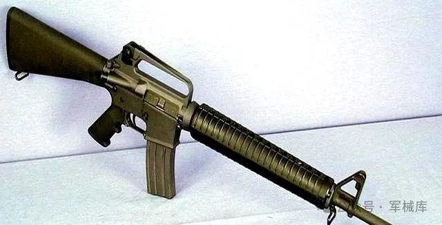 M16自动步枪：精密科技铸就的枪械传奇(图2)