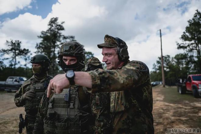 德国士兵参加2025年国际狙击手大赛有技巧才能发挥出武器的性能(图2)