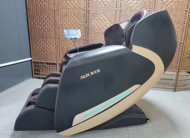 松胜与奥克斯按摩椅：智能科技与舒适体验的较量(图2)