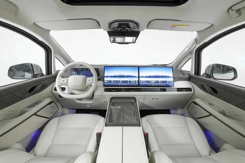 2025成都车展十大必看新车极氪9X岚图追光L领衔(图46)