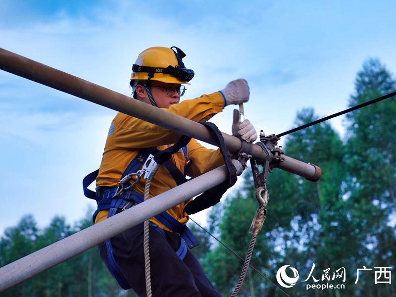 奏响黔桂铁路的供电守护“乐章”(图4)