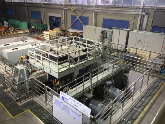 走进中车四方所打卡轨道交通数智硬科技(图4)