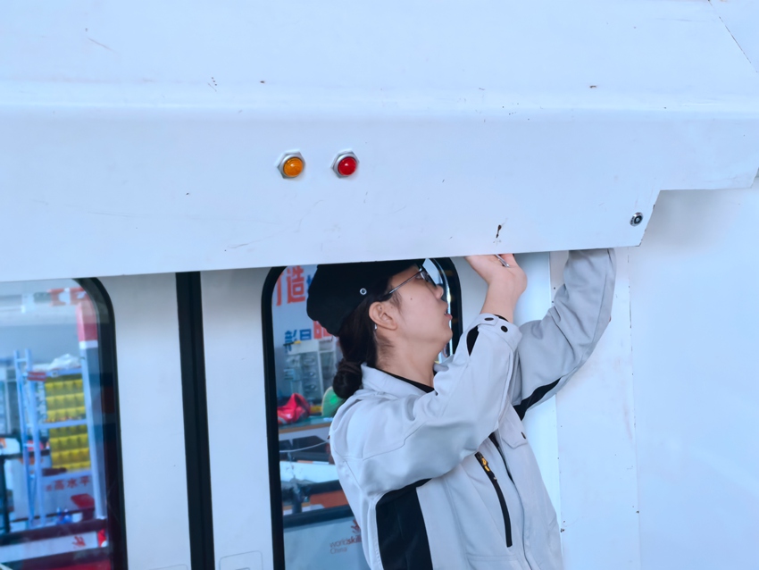 巾帼不让须眉！吉林姑娘问鼎全国技能大赛“轨道车辆技术”金牌(图2)