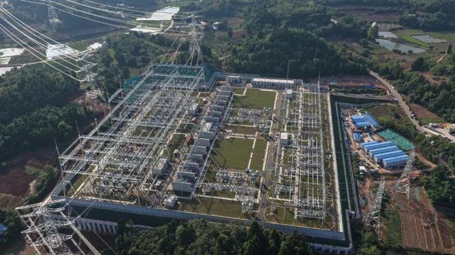 简阳首座500千伏输变电站正式投运(图3)