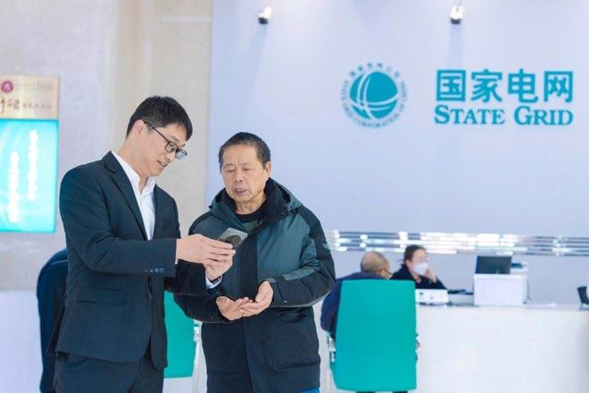 重庆长寿：靠前服务做群众的贴心“电管家”(图1)