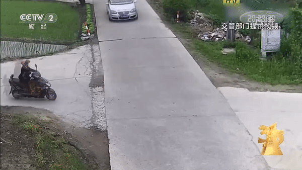 求求你别再用电动车“挡风被”了！(图4)