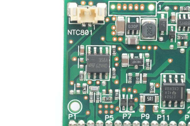 PFC+LLC+同步整流架构设计台达550W碳化硅服务器电源拆解(图9)