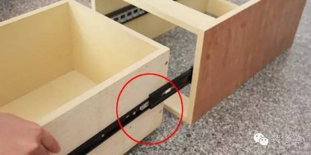 木工打造悬空电视柜抽屉滑轨安装方法(图1)