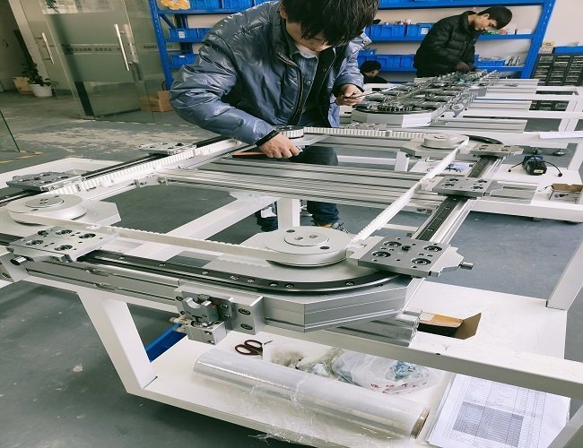 现代机床对直线导轨的设计要求(图1)