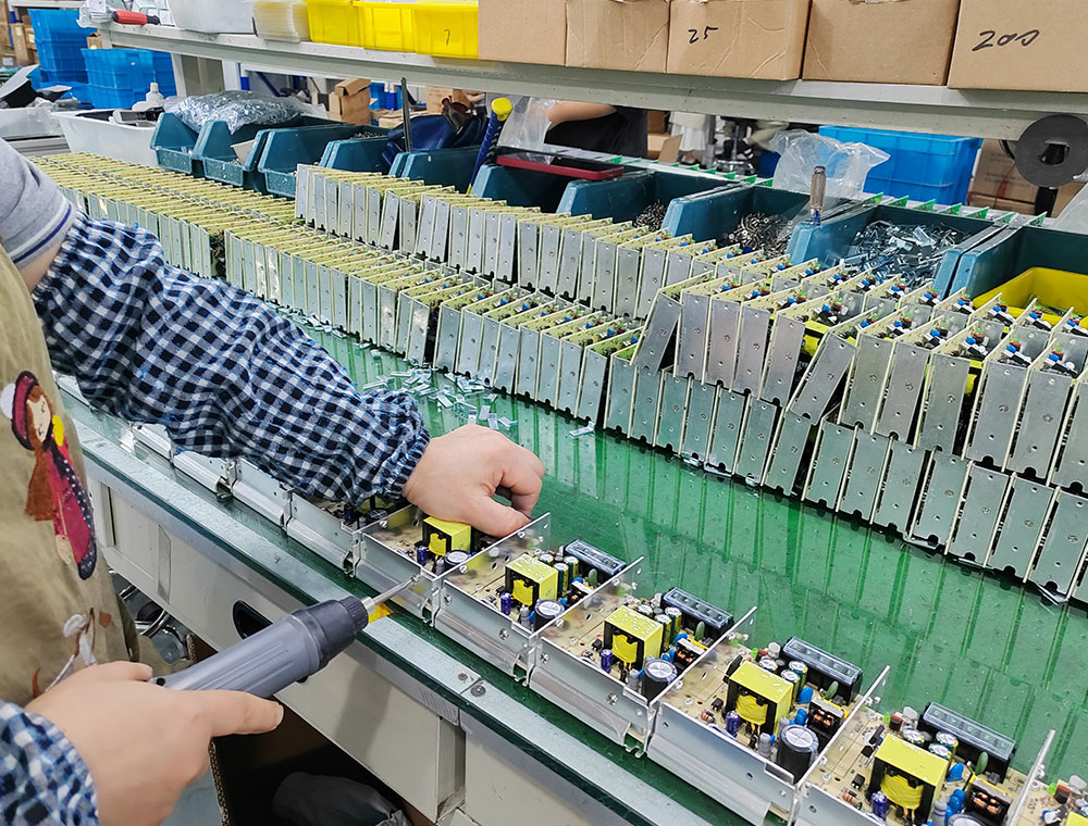 2026年四月技术采购视角:剖析导轨式开关电源的“可靠供应商”内核(图3)